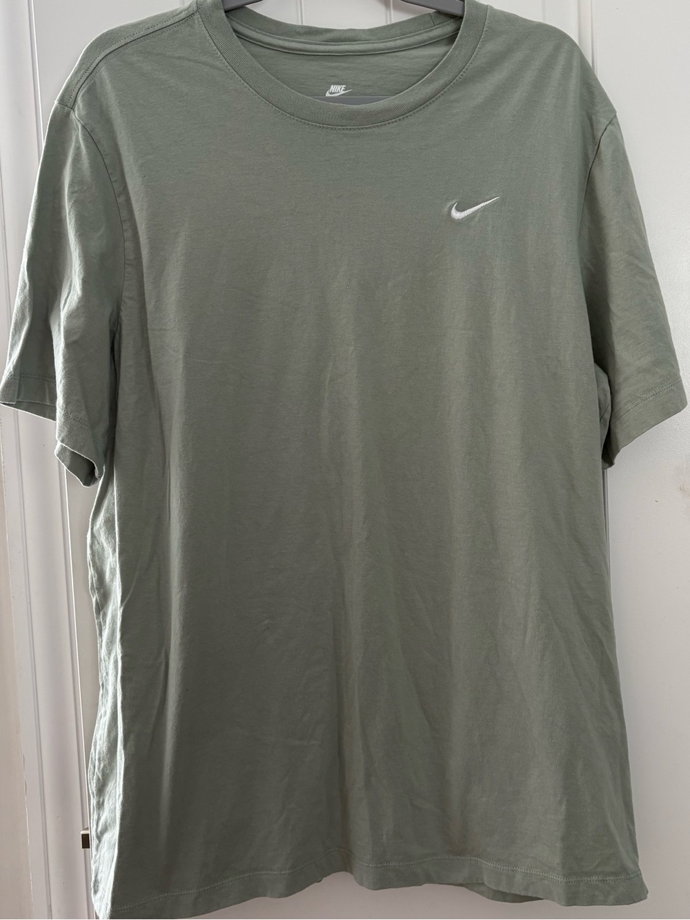 Nike Men's Light Green Essential Tee